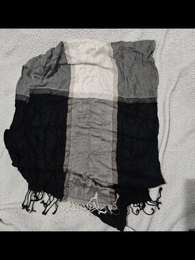 Liz Claiborne Black, White & Cream Striped Fringe Scarf